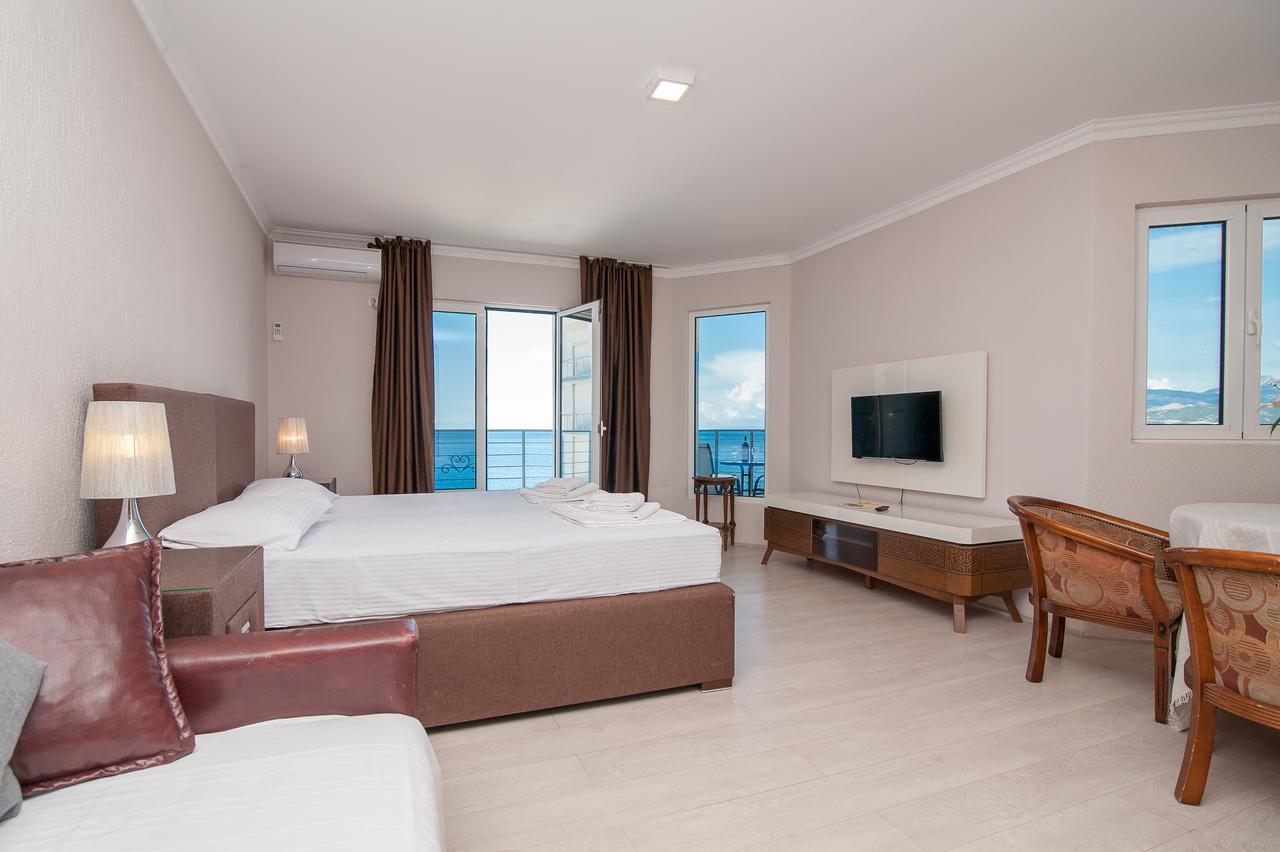 Open Sea Apartments ウトイェハ エクステリア 写真