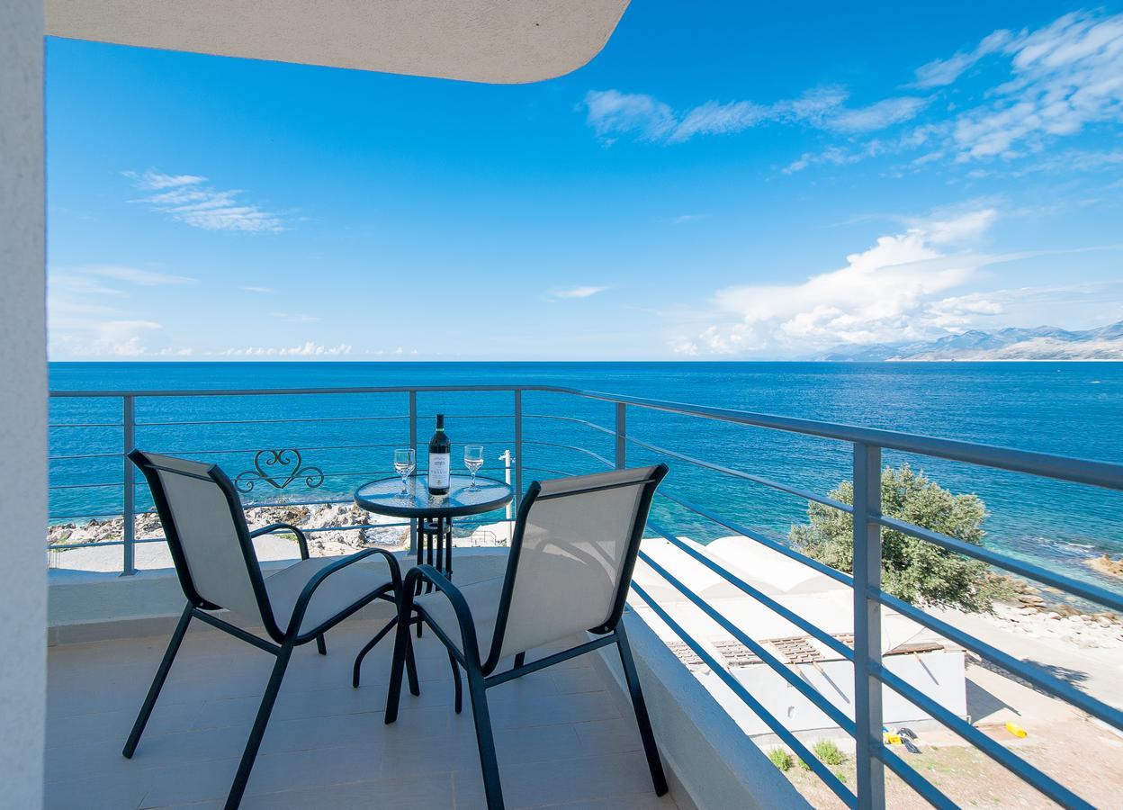 Open Sea Apartments ウトイェハ エクステリア 写真